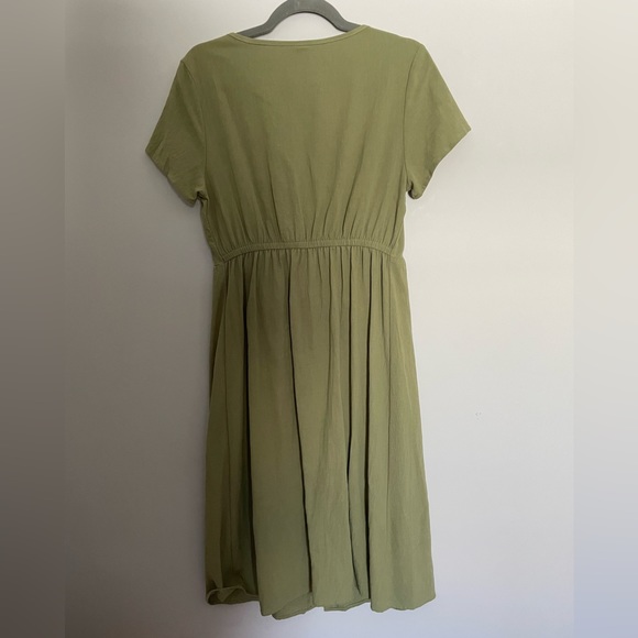 Olive Green size medium Dress - Picture 2 of 5
